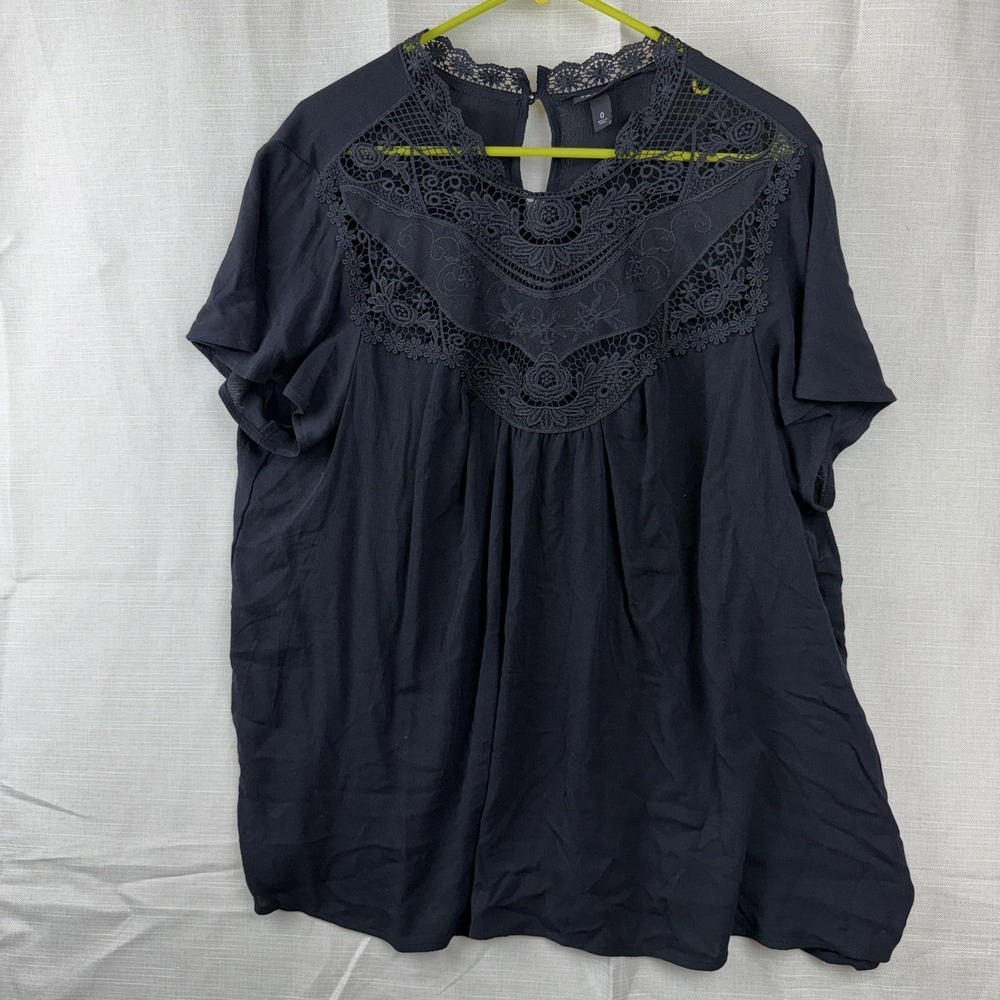 Torrid Shirt Womens 0 Black Crochet Lace Yoke Short Sleeve Tunic Boho Top